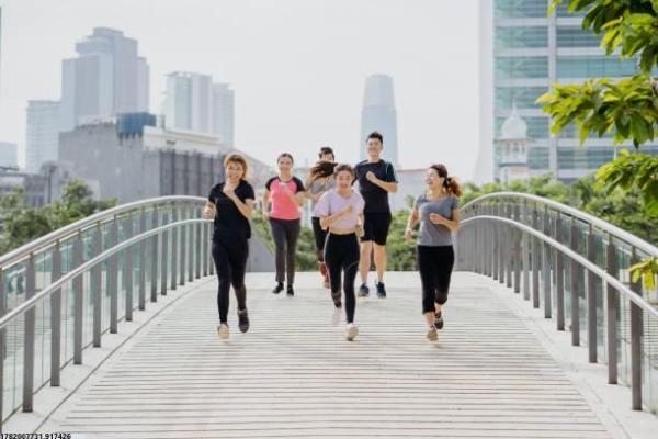 不同年龄段适合参与的体育项目有哪些？